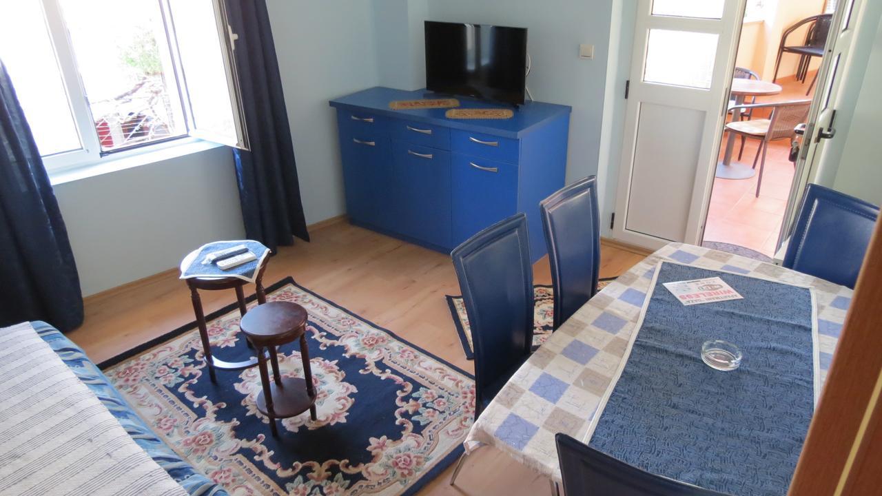 Oaza Hotel Petrovac Ngoại thất bức ảnh