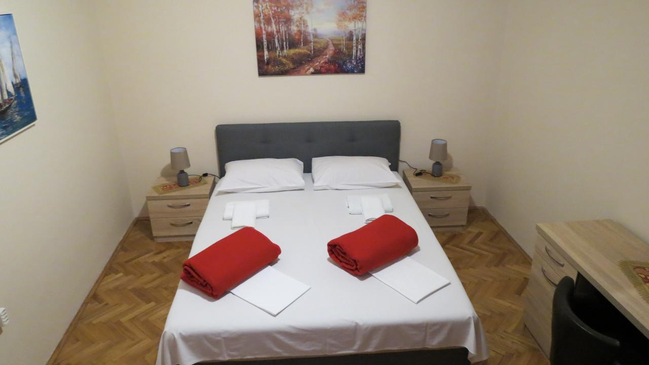 Oaza Hotel Petrovac Ngoại thất bức ảnh