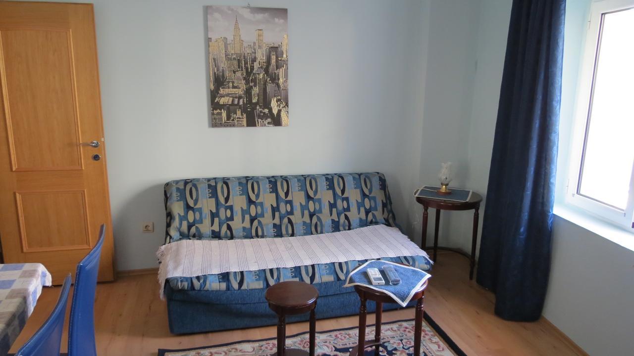 Oaza Hotel Petrovac Ngoại thất bức ảnh
