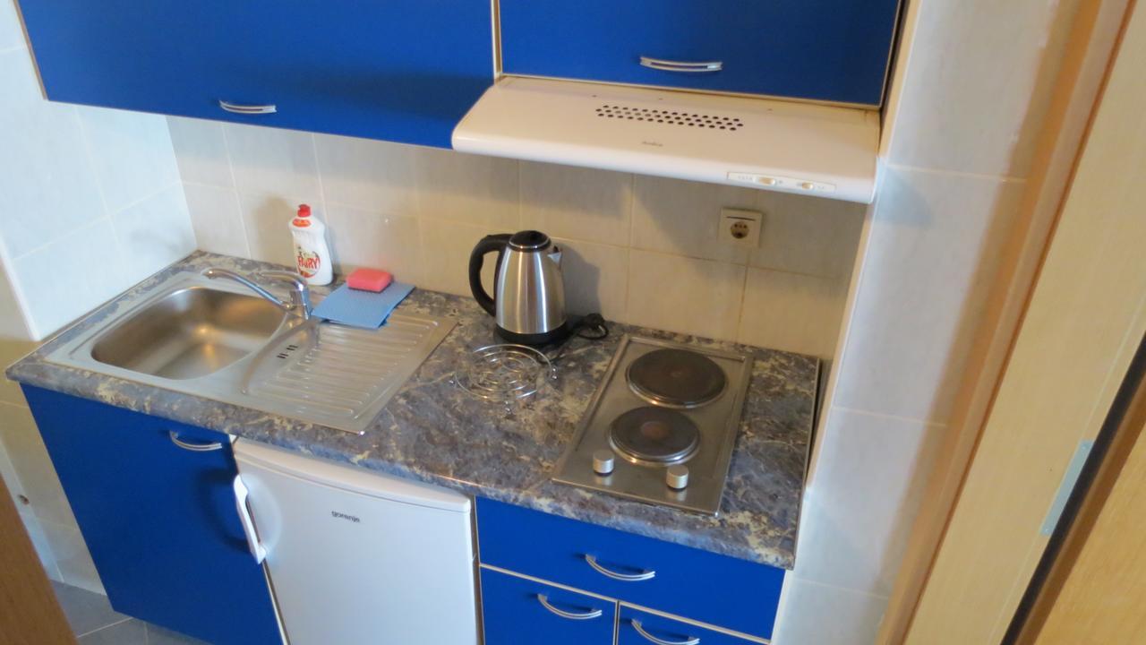 Oaza Hotel Petrovac Ngoại thất bức ảnh